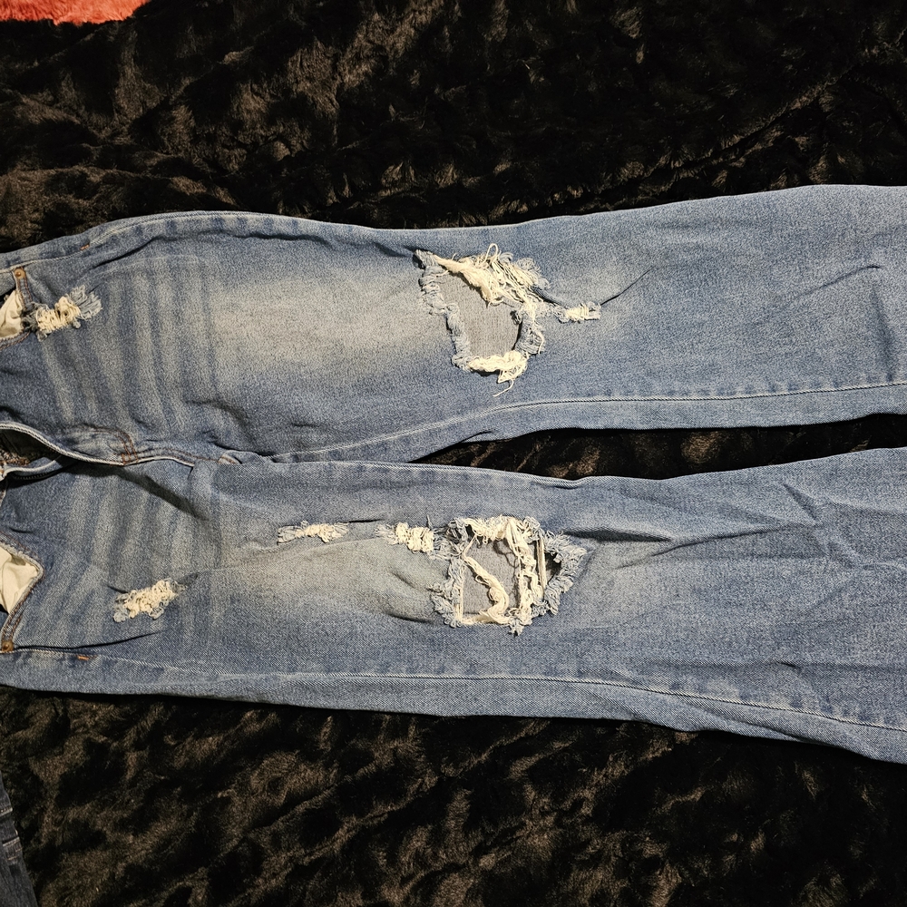 Women's Distressed Blue Jeans
